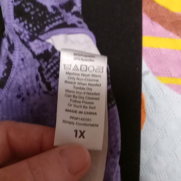 Lularoe sports bra - Picture 4 of 4